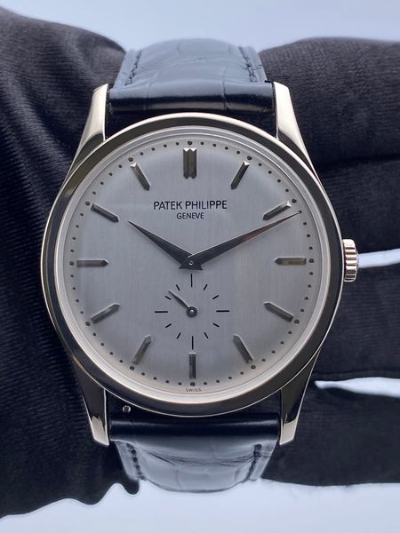 Patek Philippe Calatrava 5196G-001